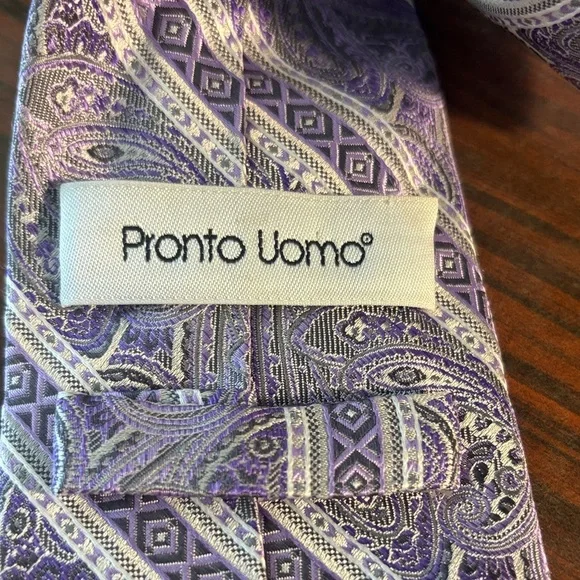 Pronto Uomo Blue and Purple Paisley Tie - Picture 2 of 5